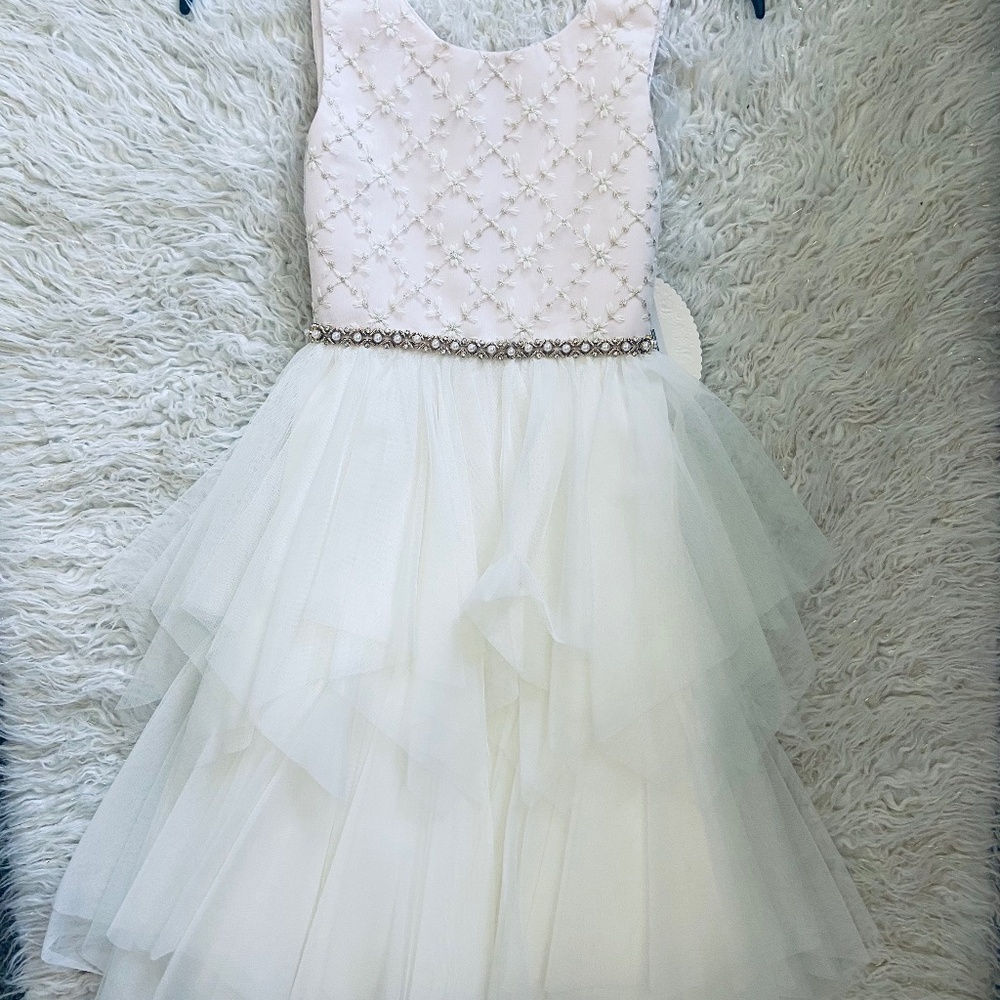 Girls dress